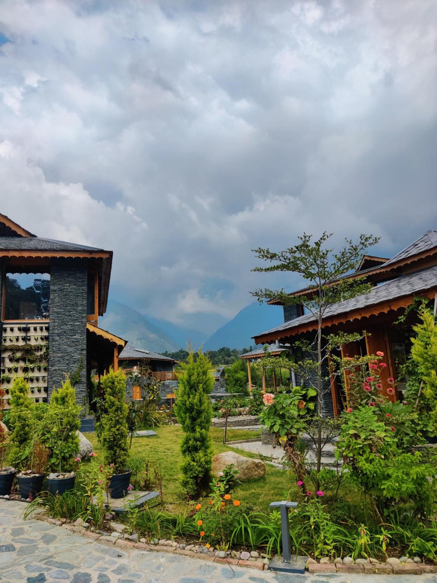 Osho Himalayas Wellness Resort Kangra Εξωτερικό φωτογραφία